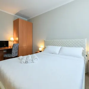 3* Otel Garda